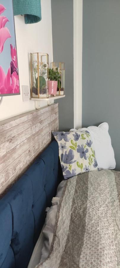 Joanna'S Studio , Key Locker By Whatsapp Own Entrance, Own Bathroom Youghal Exteriér fotografie